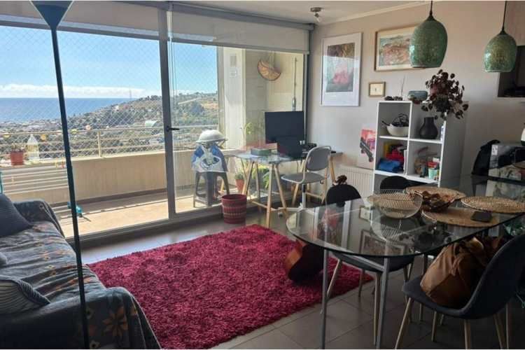 ¡arriendo con espectacular vista al mar!