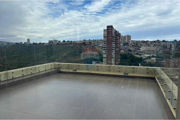 ¡arriendo con espectacular vista al mar!