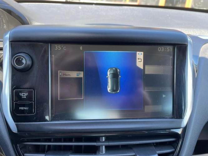 PEUGEOT 208  ALLURE HDI 1.4 2014