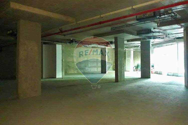 Local comercial planta libre