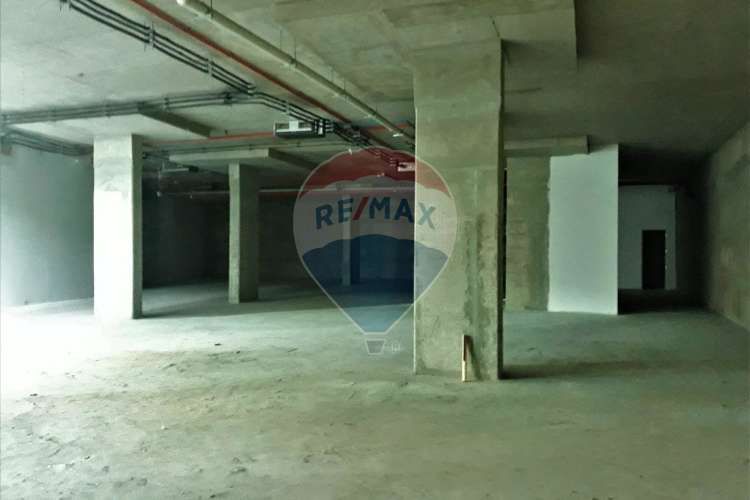 Local comercial planta libre