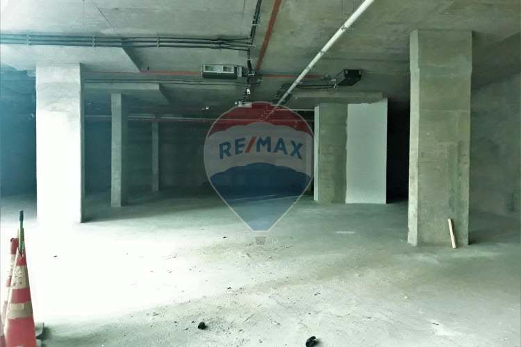 Local comercial planta libre