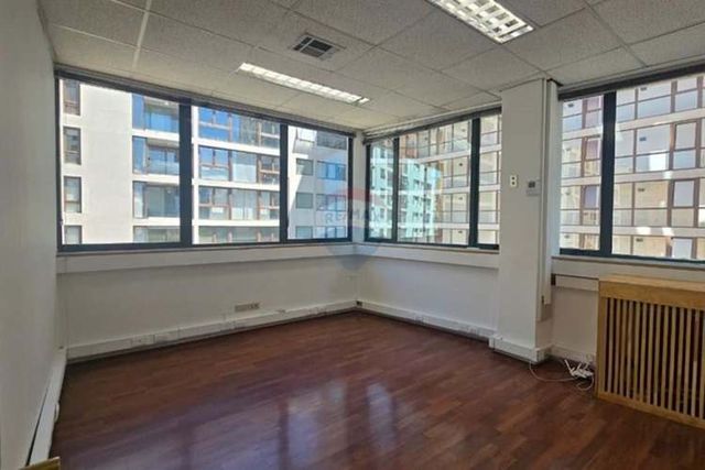 Apoquindo 3 privados