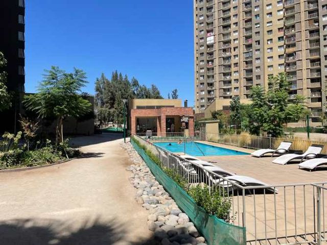 Arrendamos depto cercano a Metro Ecuador