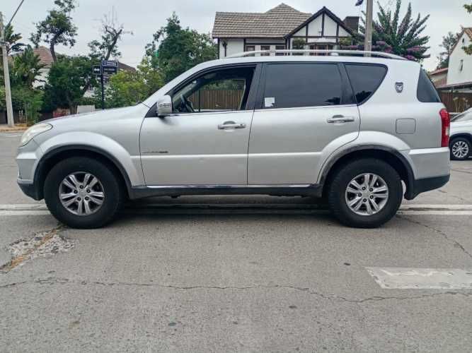 SSANGYONG REXTON 4X2 MT  2.2 2015