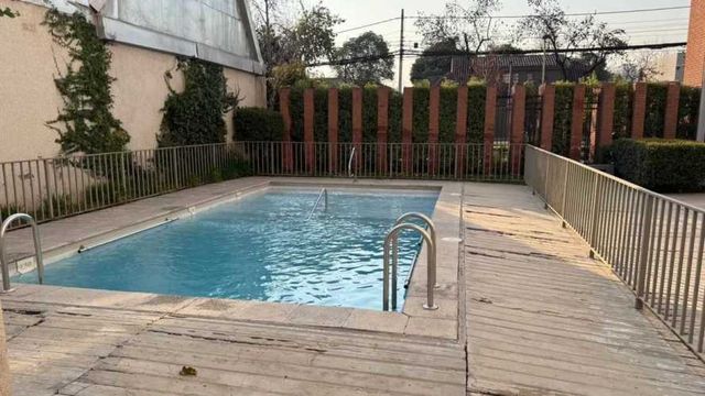 AMPLIO DEPARTAMENTO EN LAS CONDES 3 DORMITORIOS 2B 2E 1BO