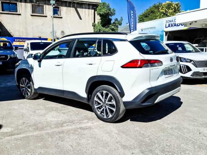 TOYOTA COROLLA CROSS 2023