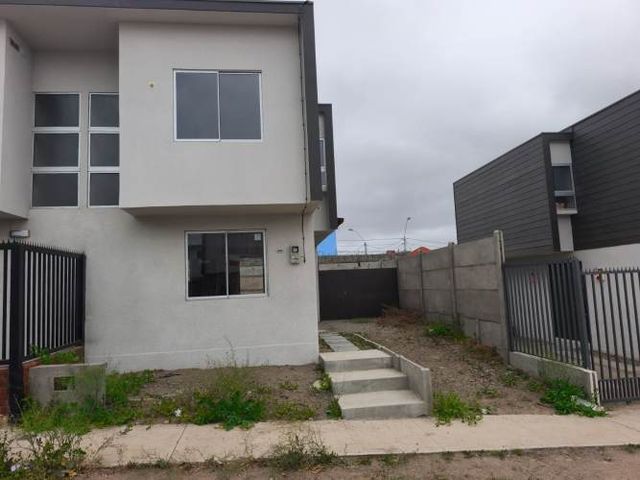 Arriendo Casa Nueva 3d, 1b, E, Patio amplio