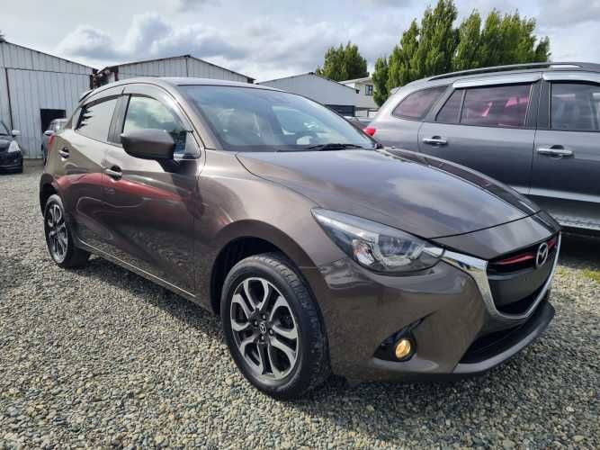 Mazda Demio 4x4 2017