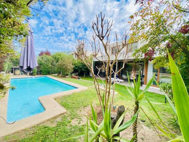 OPORTUNIDAD! VENTA CASA MEDITERRANEA CHAMISERO 2 PISOS 3D + Escritorio + 3B + SERVICIOS + TERRAZA + LOGIA, COLEGIOS ALIANZA FRANCESA - DUNALASTAIR - LINCON