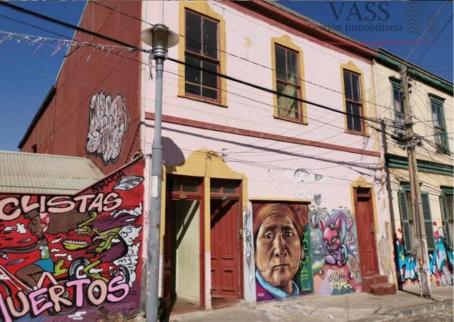 VASS vende casona 18D 10B en Cerro Alegre, Valparaíso