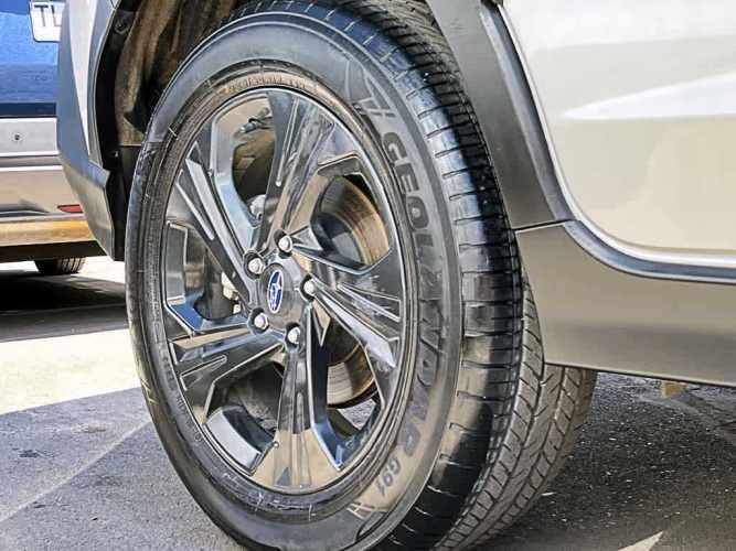 SUBARU CROSSTREK 2024