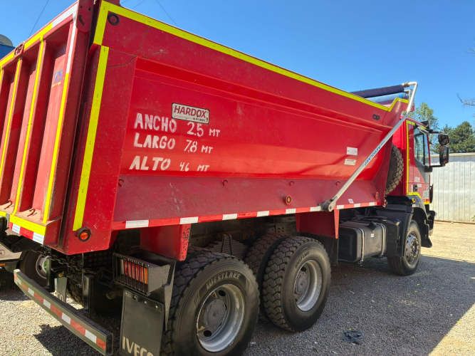 CAMION IVECO 15M3 TRAKKER HI LAND AÑO 2021