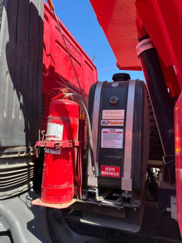 CAMION IVECO 15M3 TRAKKER HI LAND AÑO 2021