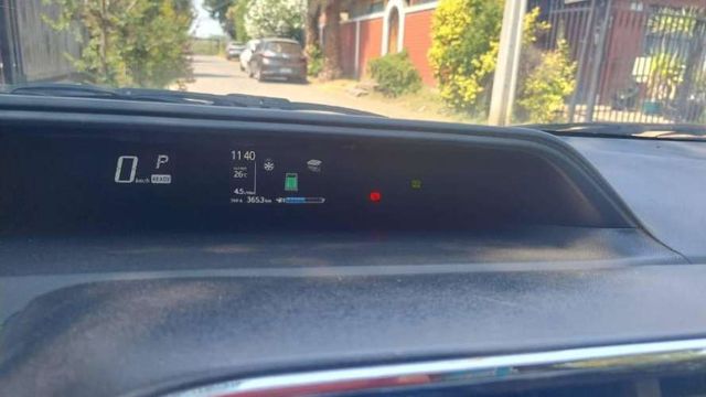 TOYOTA Prius c  Hubrido