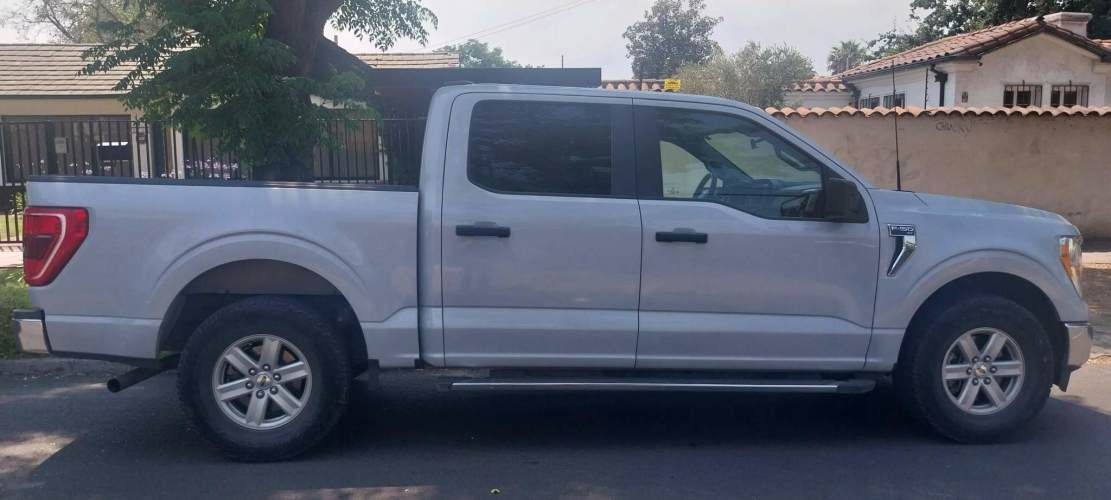 FORD F150 XLT 3.3 4X2