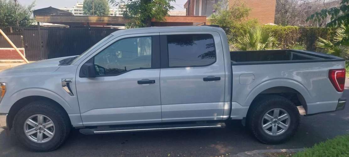 FORD F150 XLT 3.3 4X2