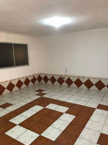 Se arrienda casa sector sur de Iquique.