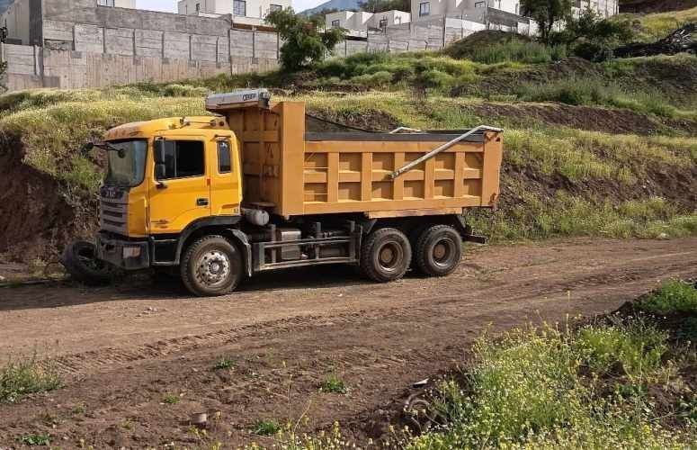 Vendo camión tolva