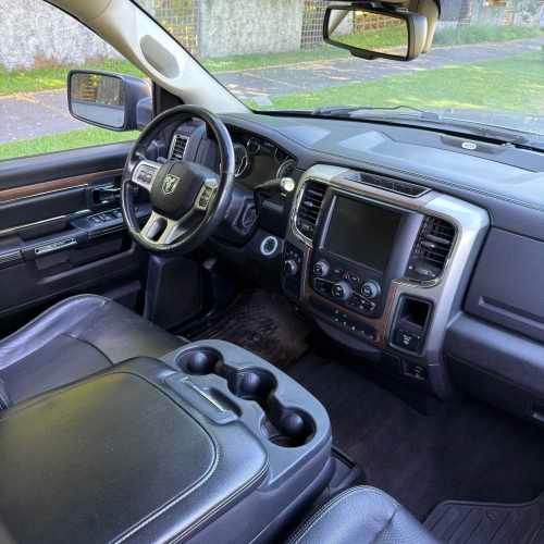 DODGE RAM 1500 LARAMIE 5.7 AT 4WD