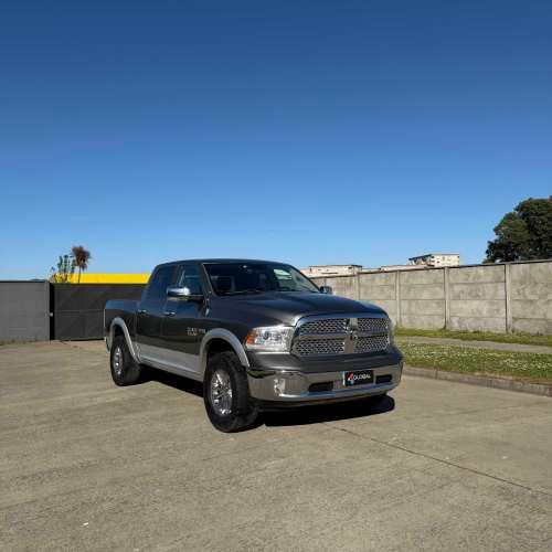 DODGE RAM 1500 LARAMIE 5.7 AT 4WD