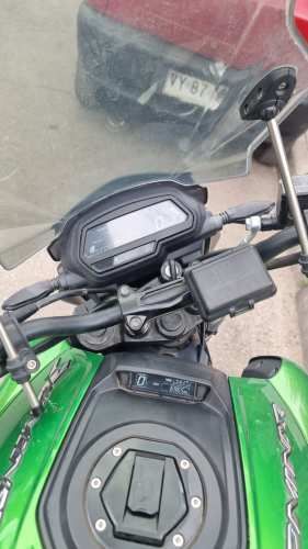 VENDO MOTO BAJAJ DOMINAR 400