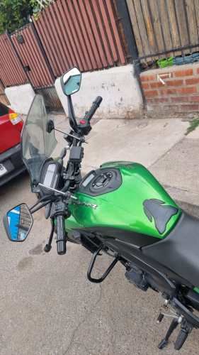 VENDO MOTO BAJAJ DOMINAR 400