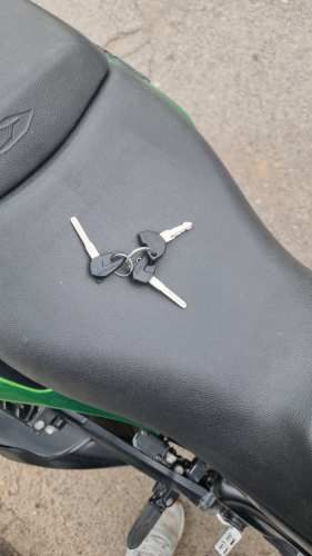 VENDO MOTO BAJAJ DOMINAR 400