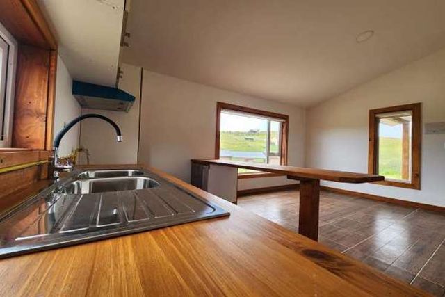 Coyhaique, arriendo. Casa acogedora, con excelente aislación. 15 minutos del centro