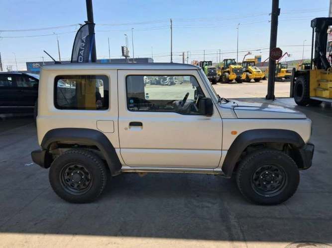SUZUKI JIMNY 2022
