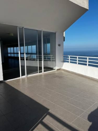 venta Dpto. Costanera Huayquique Sector Sur, de Iquique, Hermosa Vista Al Mar