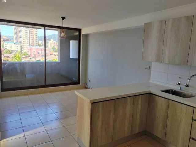 ARRIENDO DEPARTAMENTO FRENTE A PLAZA CONDELL