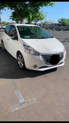 Peugeot 208 año 2015