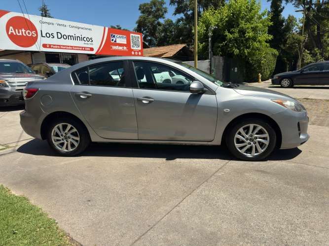 MAZDA 3 VERSION V 1.6 AUTOMATICO FULL TECHO AIRE AIRBAG JAPONES 2014