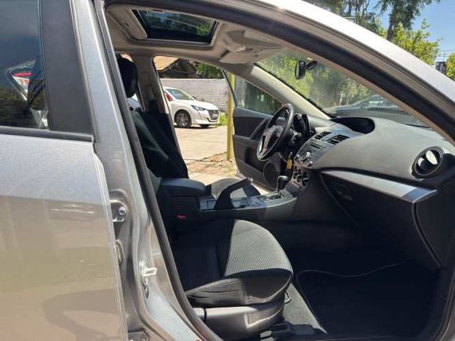 MAZDA 3 VERSION V 1.6 AUTOMATICO FULL TECHO AIRE AIRBAG JAPONES 2014