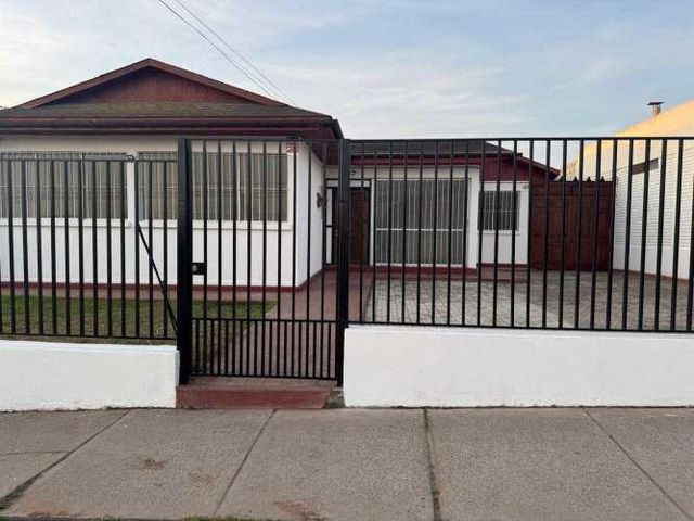 Arriendo comercial, sector La Pampa en La S (136363)