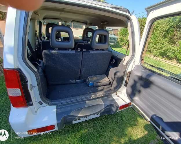 Suzuky Jimny 1.3 JLX Winche 2010