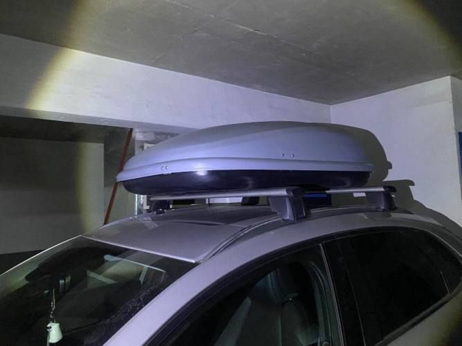 Porta equipaje automóvil