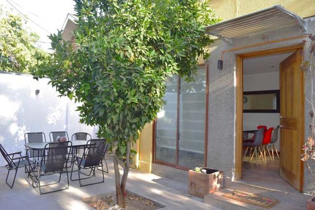 Amplia Casa 4D+4B+4 Est y aire acondicionado (136371)