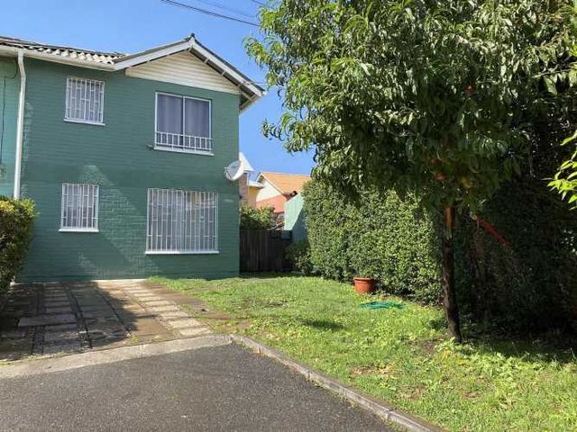 Acogedora casa en arriendo (136378)