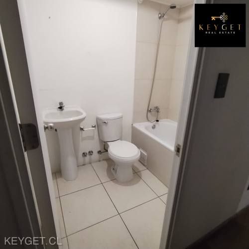 Comodo y amplio departamento 2D+2B+1E