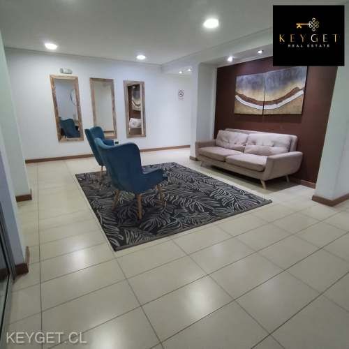 Comodo y amplio departamento 2D+2B+1E