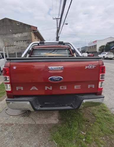 Ford ranger XLT 4x4 3.2