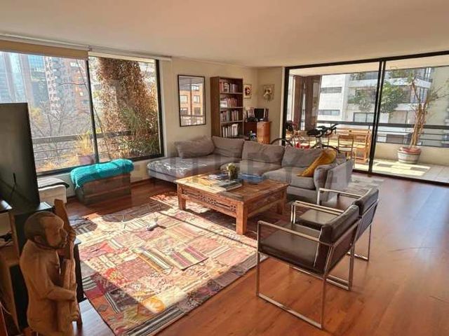 Departamento en Venta, 3D + servicio, El Golf, Las Condes