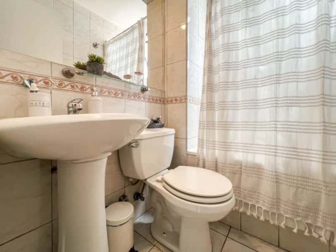 Casa A 2 CUADRAS DE AVENIDA CONCÓN REÑACA