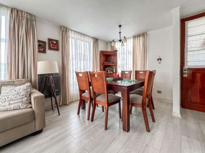 Casa A 2 CUADRAS DE AVENIDA CONCÓN REÑACA