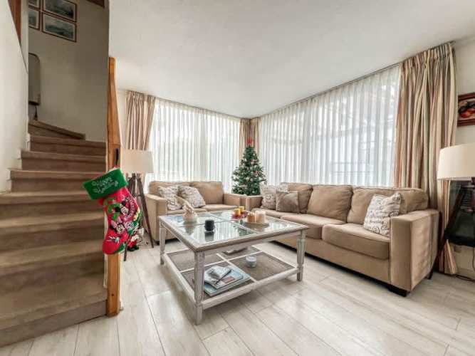 Casa A 2 CUADRAS DE AVENIDA CONCÓN REÑACA