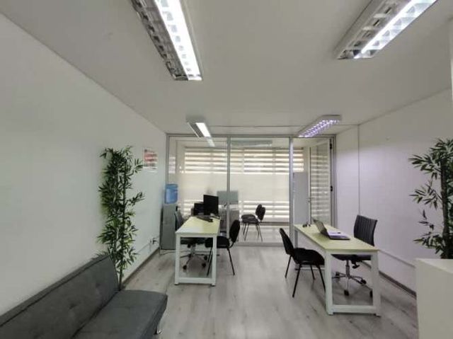 Oficina A PASOS DE METRO PLAZA DE ARMAS