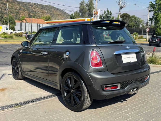 MINI COOPER S CONNECTED 2013