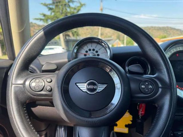 MINI COOPER S CONNECTED 2013